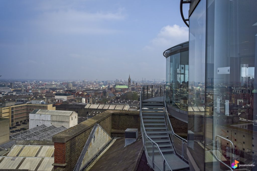 Dublin | Het uitzicht over Dublin vanaf de bovenste verdieping van het Guinness Storehouse