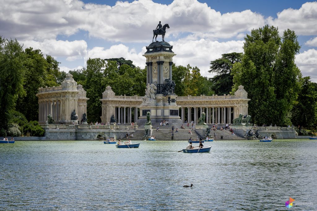 Madrid | Parque del Buen Retiro | Standbeeld van koning Alfons XII