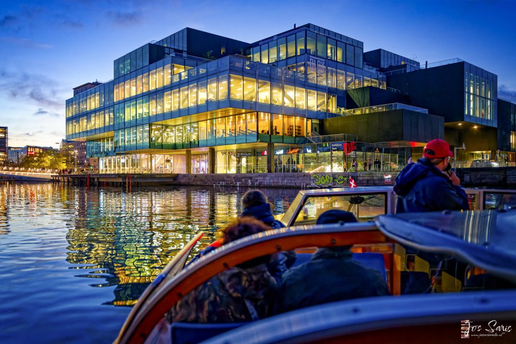 Kopenhagen | Blox gebouw gezien vanaf het water