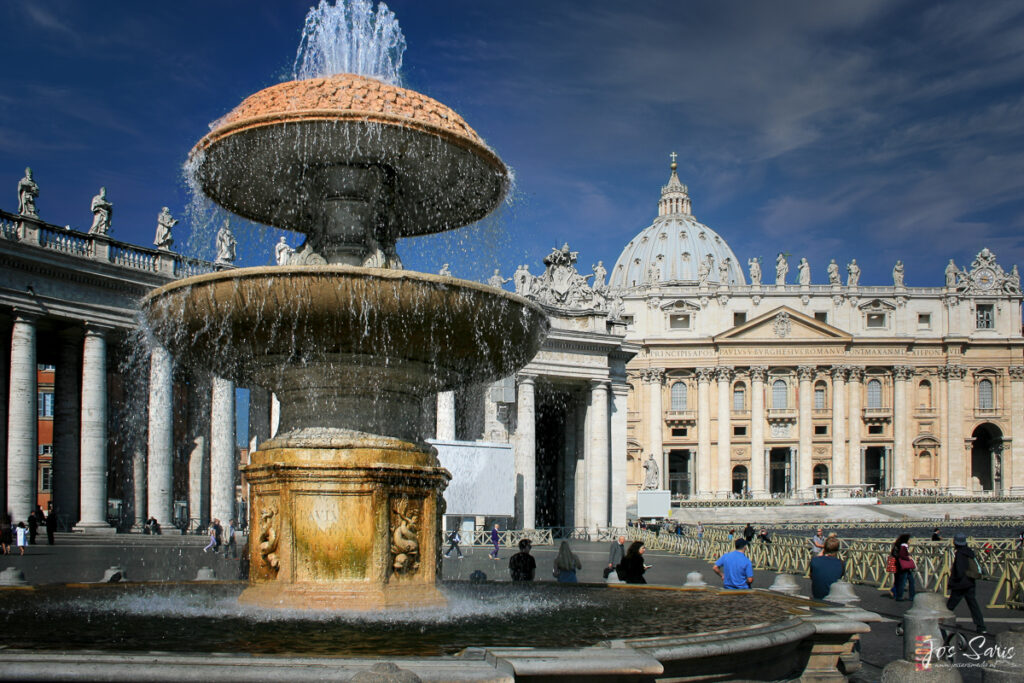 a fountain in front of a building