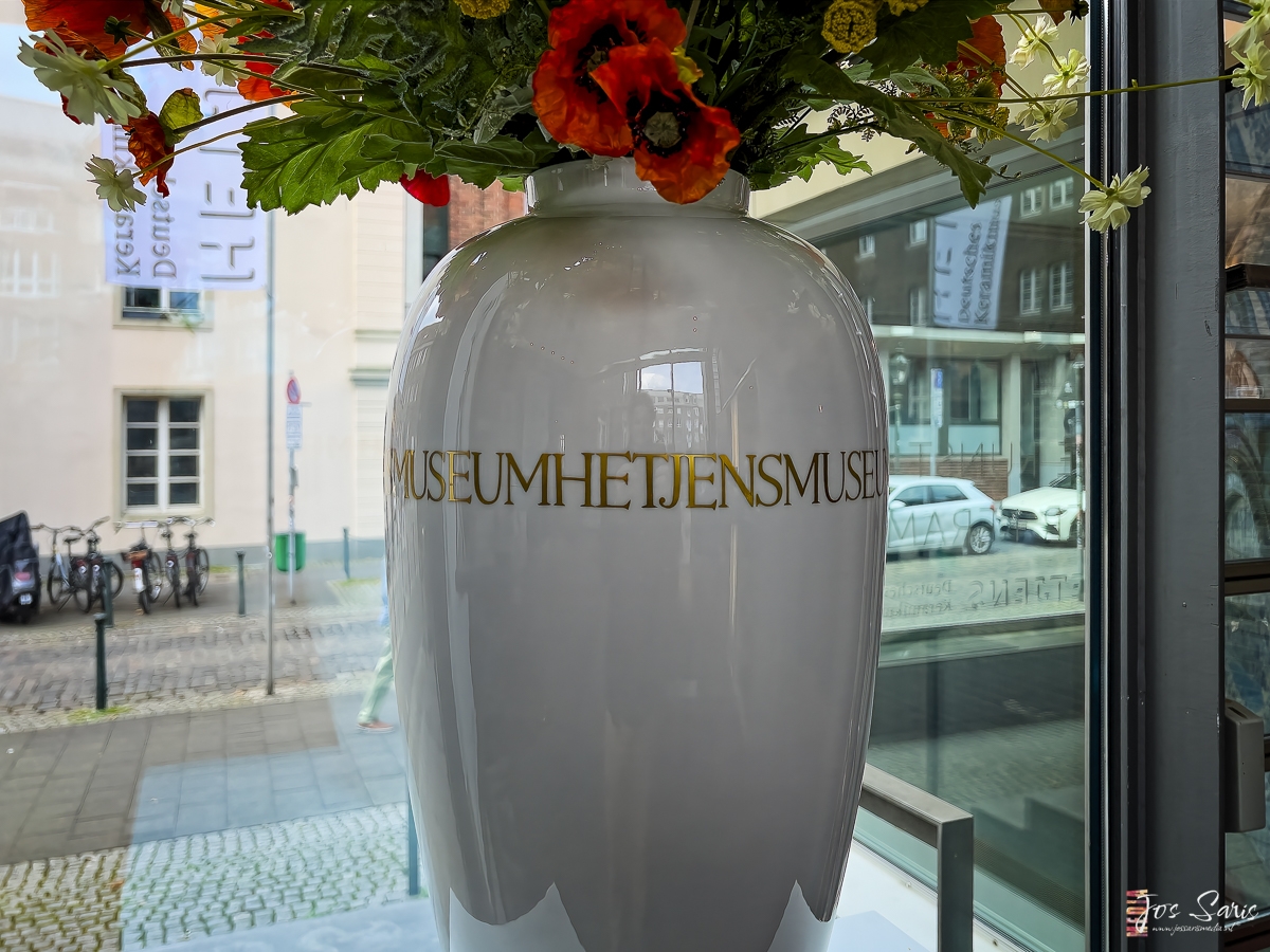 a vase with flowers in it